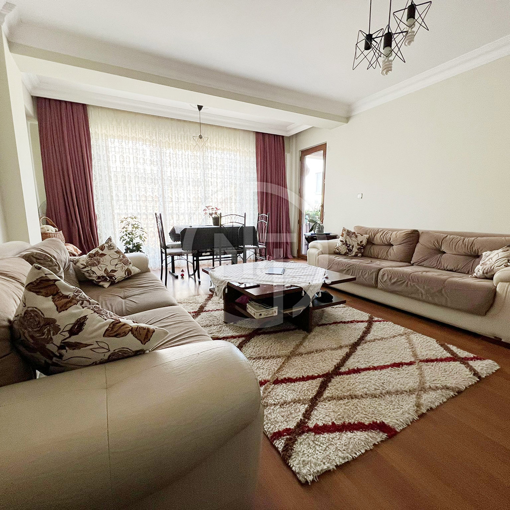 Kağıthane Merkez Mahallesi’nde Satılık 3+1 Daire