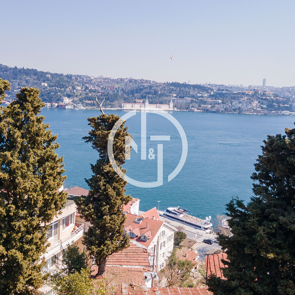 Kuruçeşme’de Deniz Manzaralı Dubleks Daire