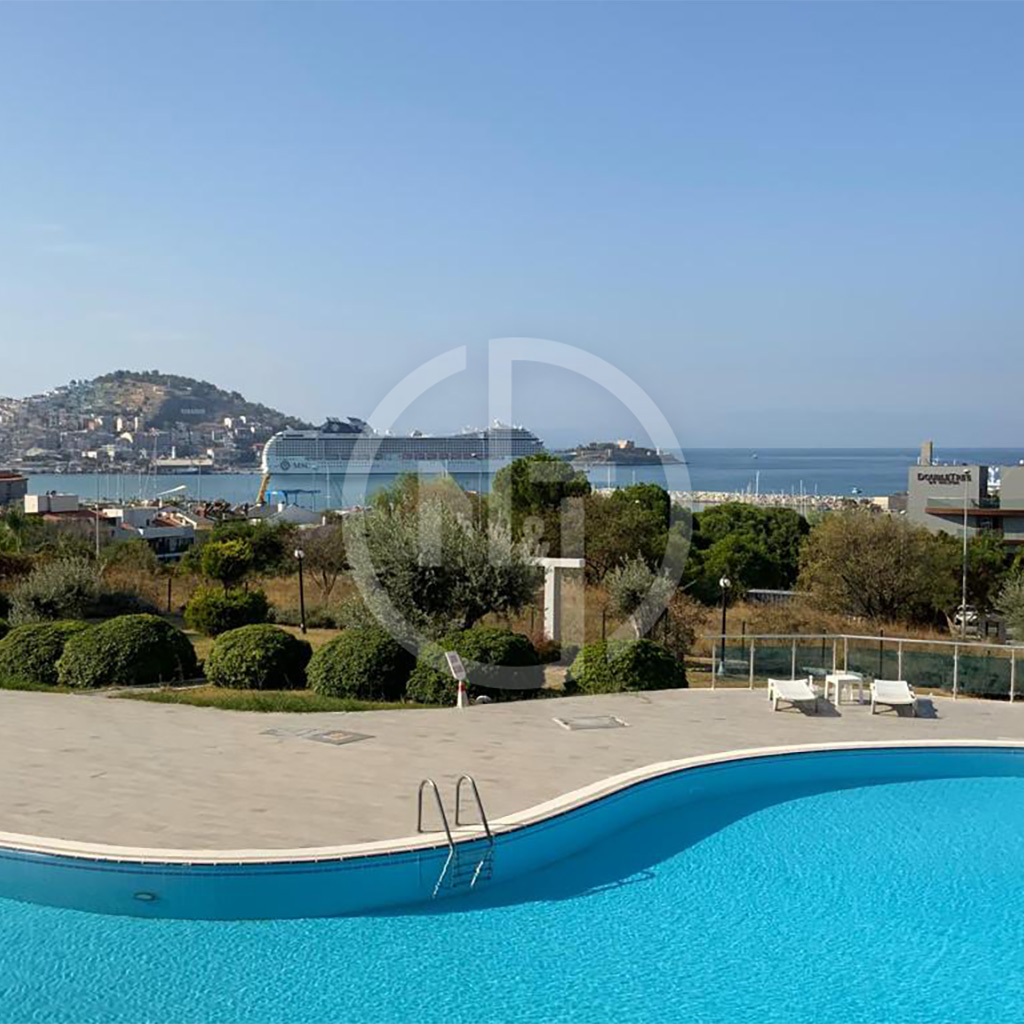 Kuşadası Marina Konakları’nda Satılık 3+1 Daire