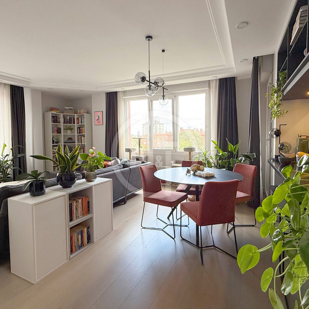 Konaklar Mah. Armakent Sitesi’nde Yenilenmiş Satılık 3+1 Daire